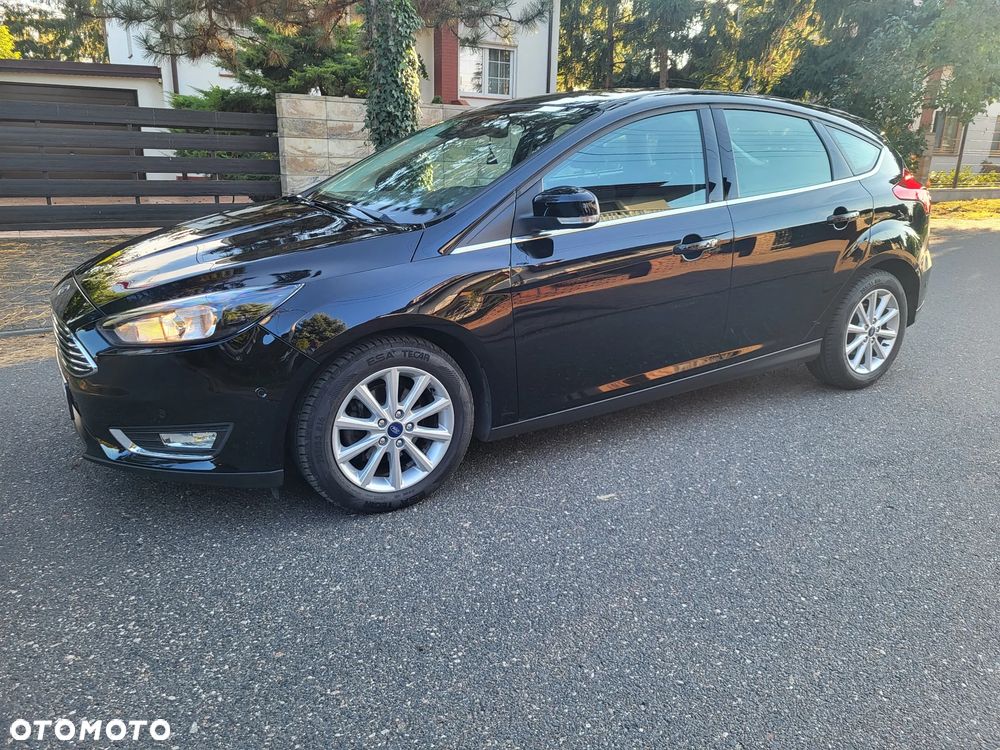Ford Focus 1.0 EcoBoost Titanium - 5