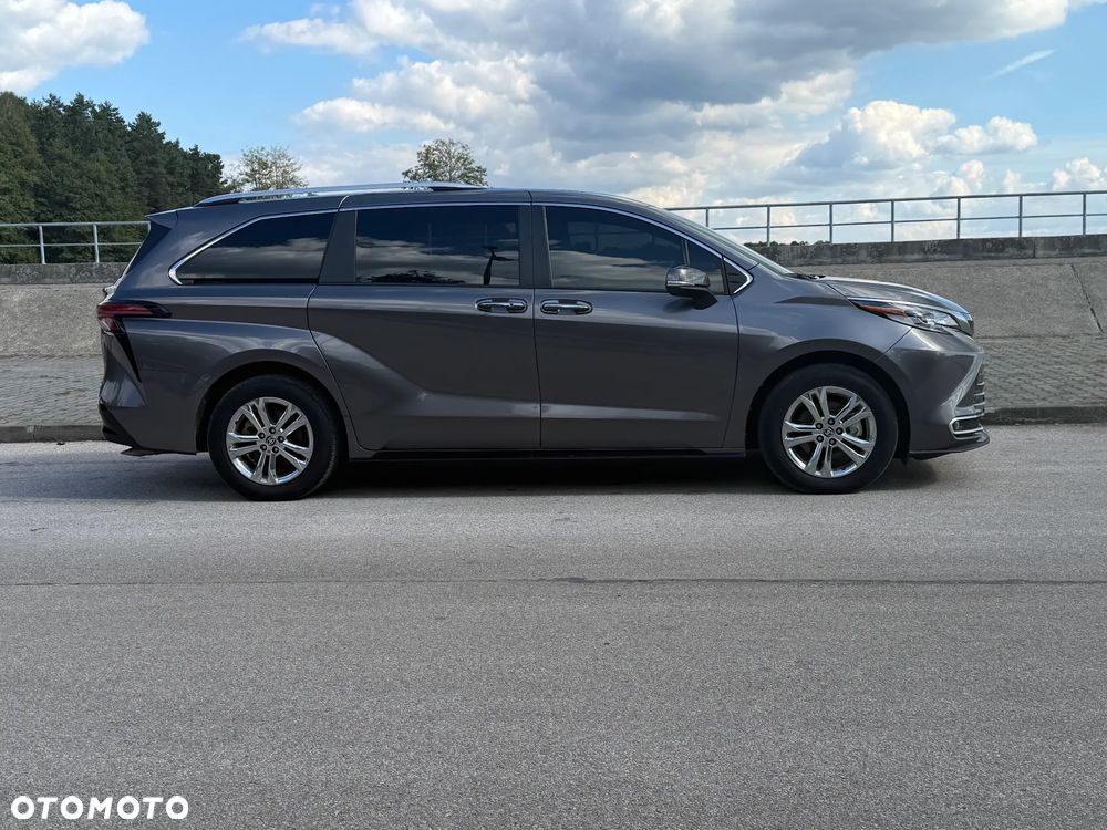 Toyota Sienna 3.5 V6 - 33