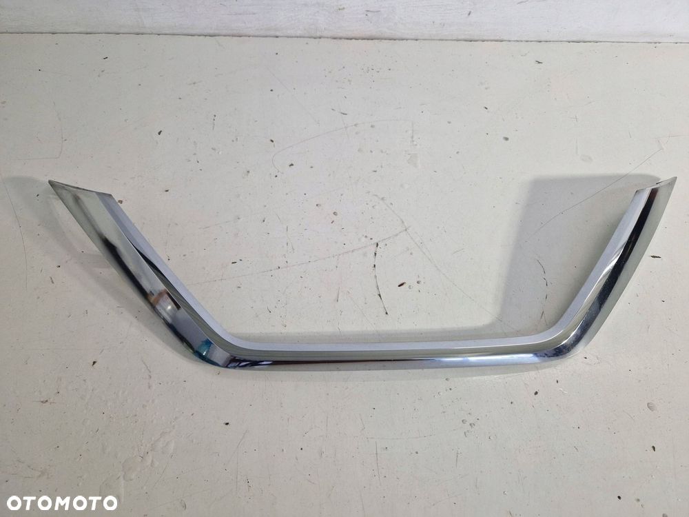 chrom atrapy chłodnicy grill nissan leaf ii ze1 eu - 1