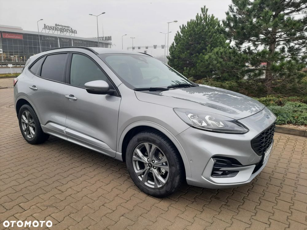Ford Kuga 2.5P PHEV FWD ST-Line X - 2