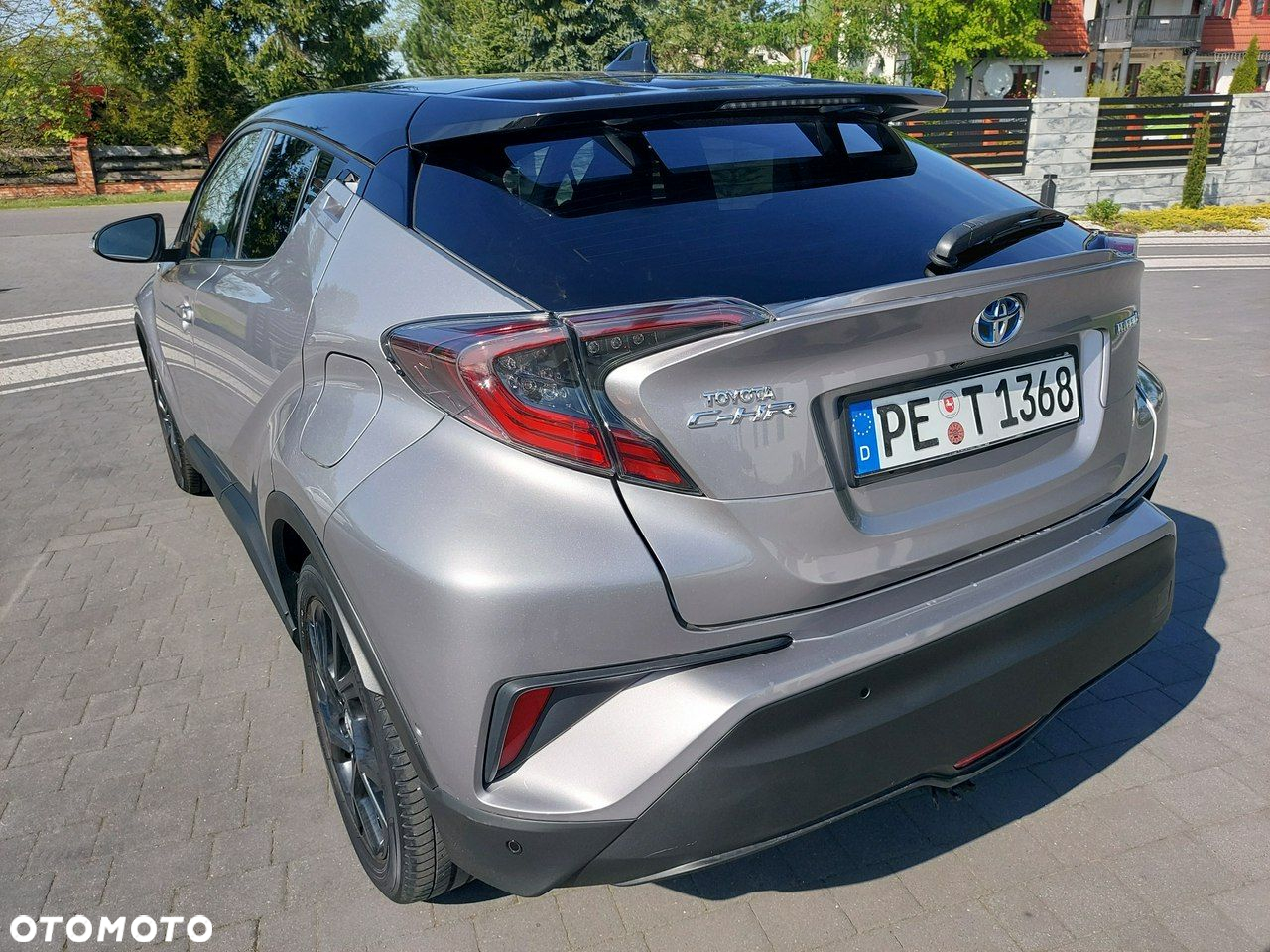 Toyota C-HR - 16
