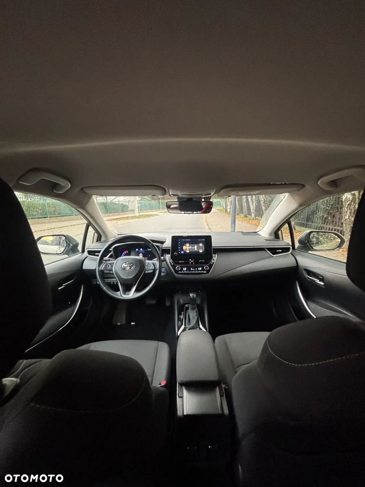 Toyota Corolla 1.8 Hybrid Executive - 26