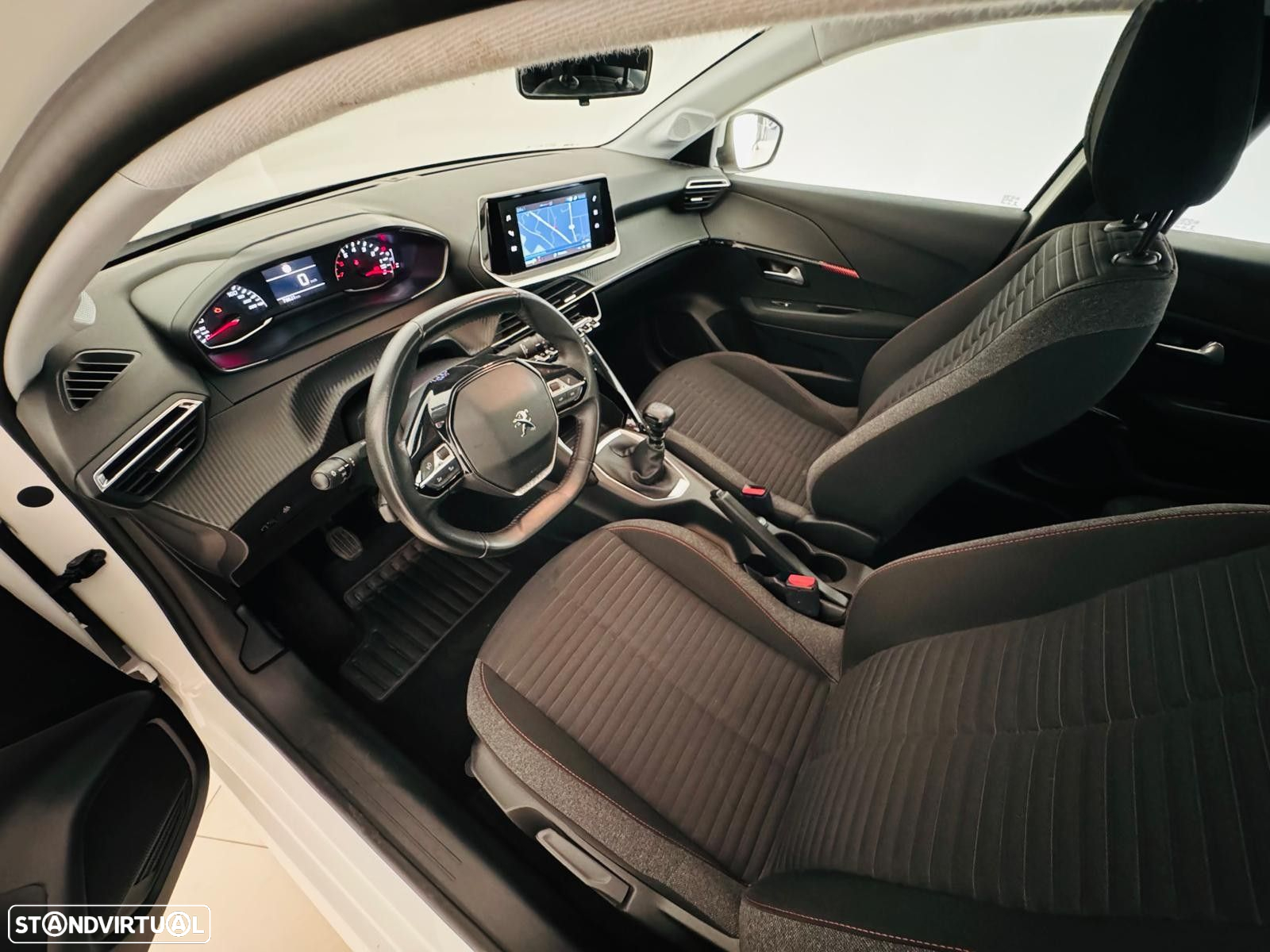 Peugeot 208 1.2 PureTech Active - 5