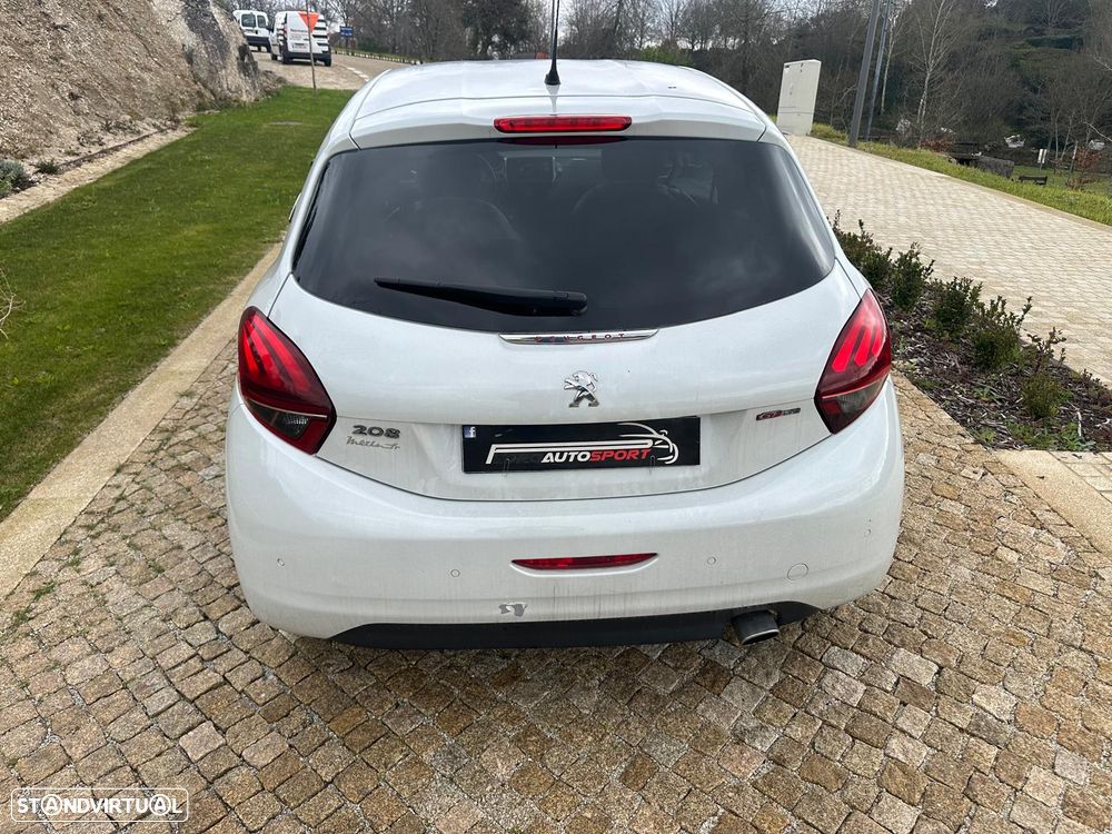 Peugeot 208 1.2 PureTech GT Line - 7