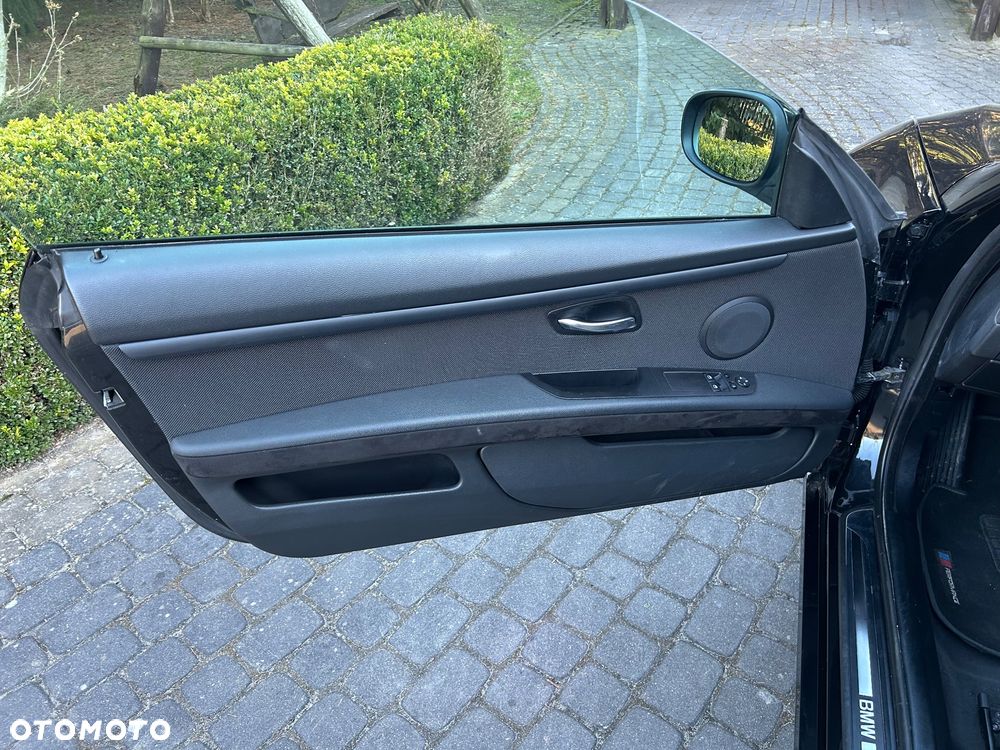 BMW Seria 3 320i M Sport Edition - 25