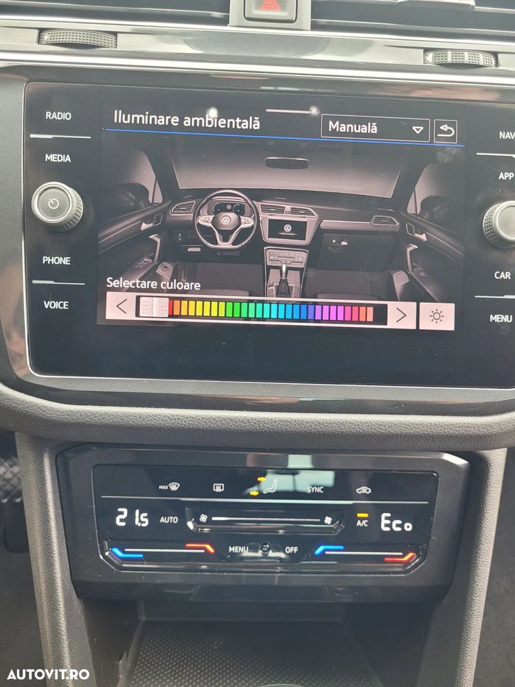 Volkswagen Tiguan - 10