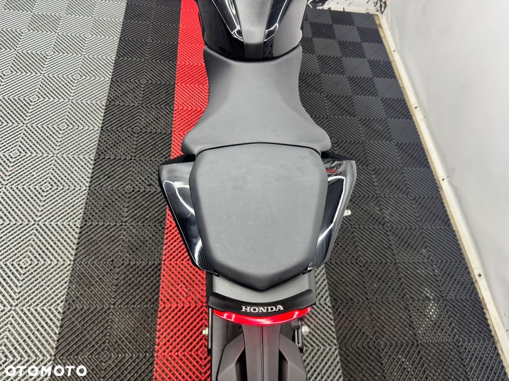 Honda CB - 18