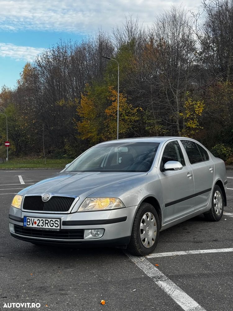 Skoda Octavia 1.6 Ambiente - 2