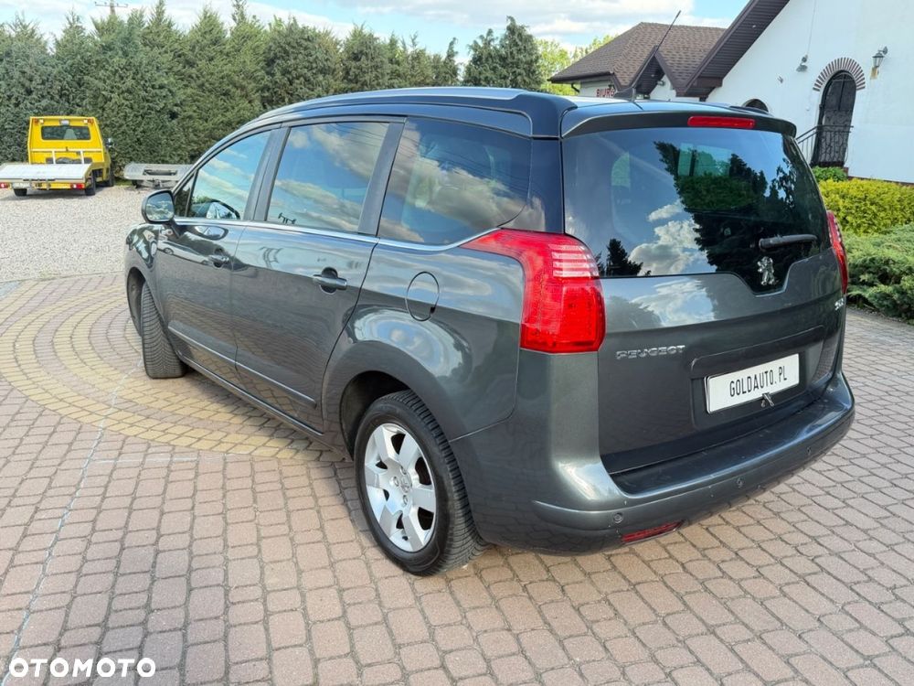 Peugeot 5008 - 22