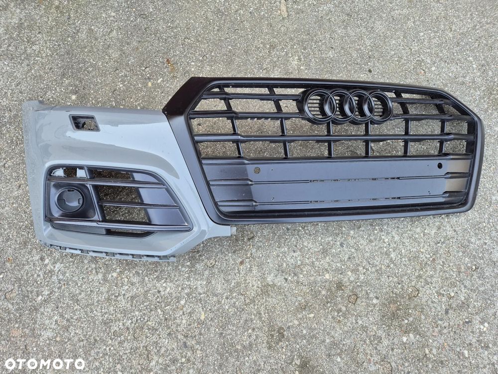 Audi Q5 II S Line 17- zderzak przedni prawy grill kratka 80A - 1