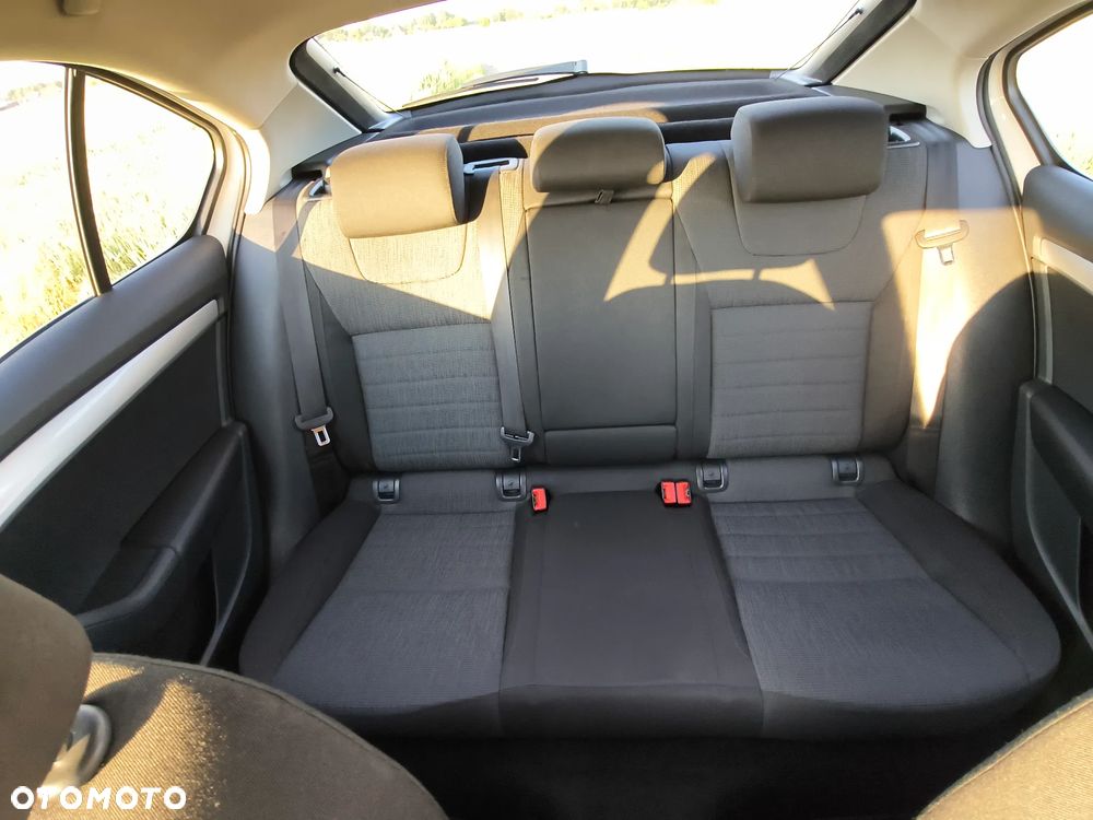 Skoda Octavia 1.6 TDI Elegance - 12