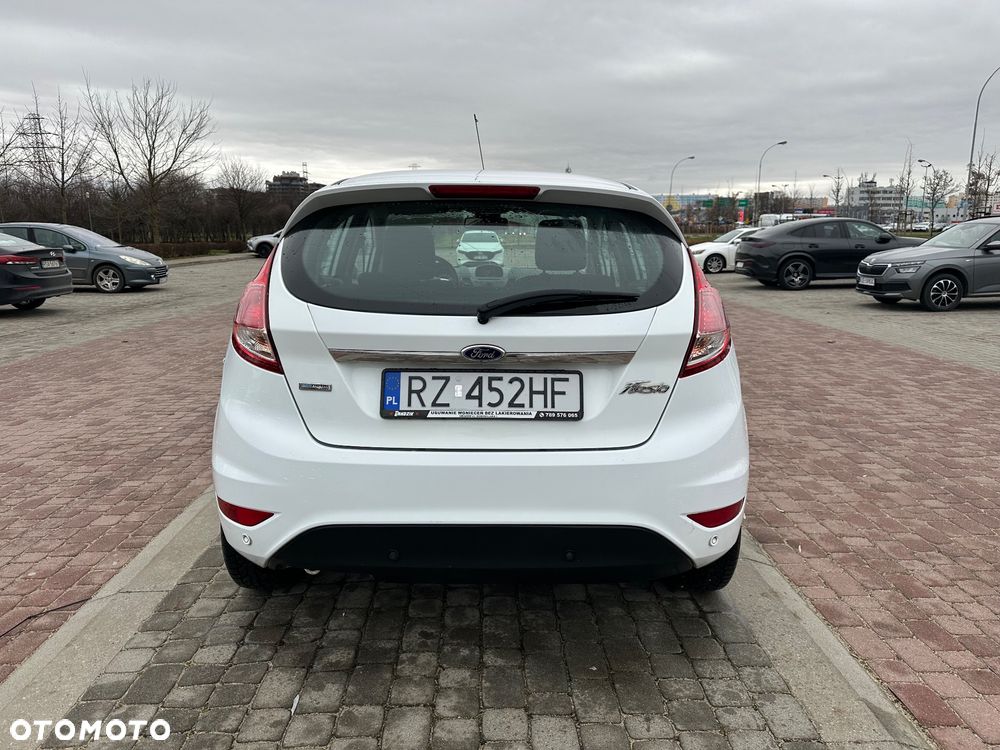 Ford Fiesta 1.0 EcoBoost SYNC Edition - 5