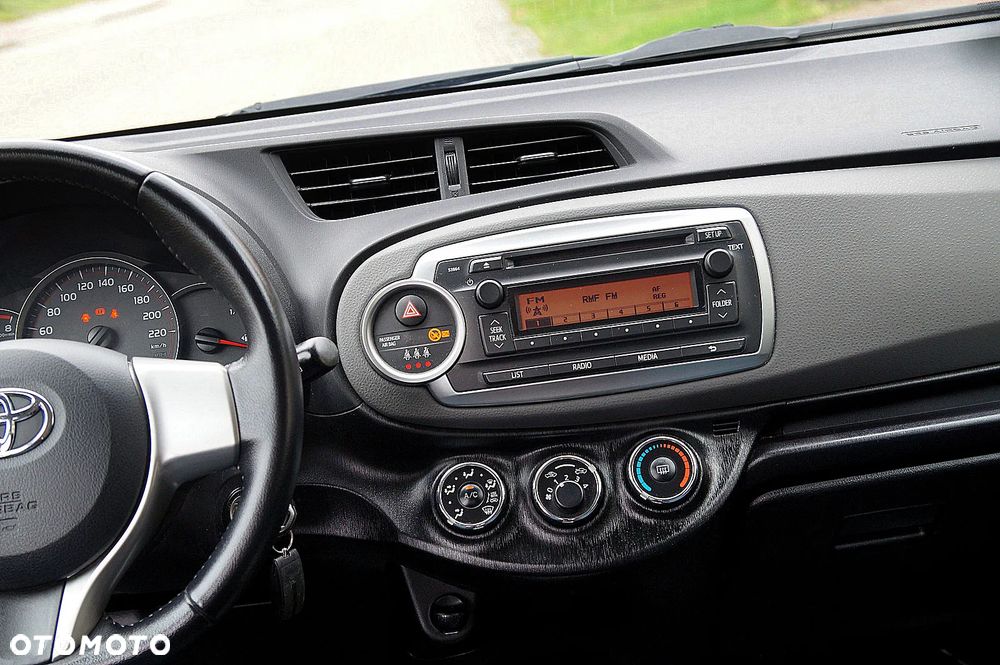 Toyota Yaris 1.0 Active - 13
