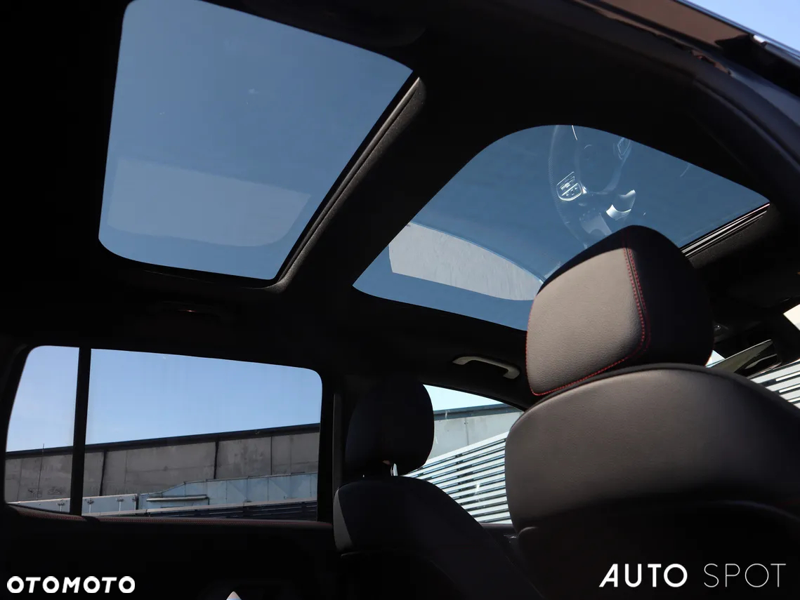 Mercedes-Benz GLB 250 4-Matic AMG Line 8G-DCT - 39