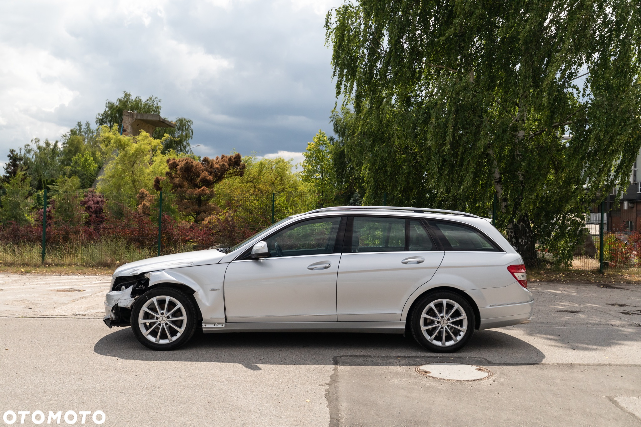 Mercedes-Benz Klasa C 220 T CDI DPF Automatik Avantgarde - 4