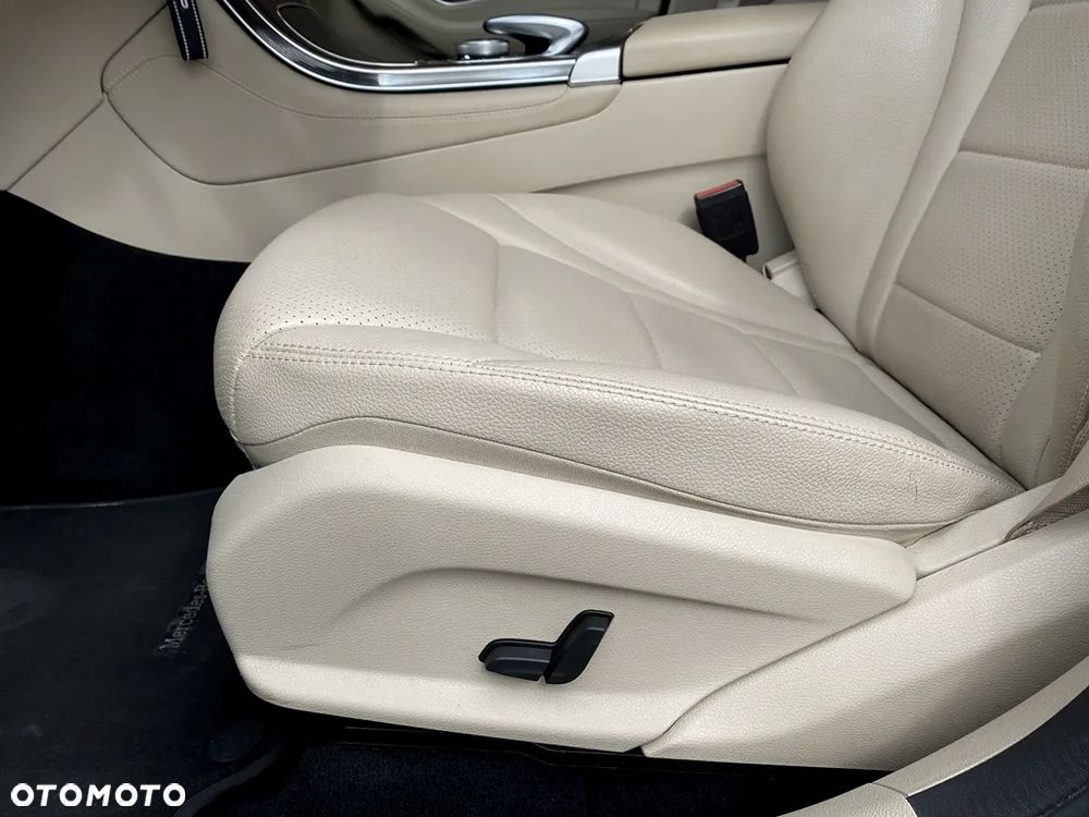 Mercedes-Benz GLC 220 d 4-Matic - 19