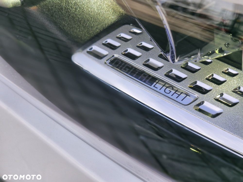 Mercedes-Benz Klasa C - 36