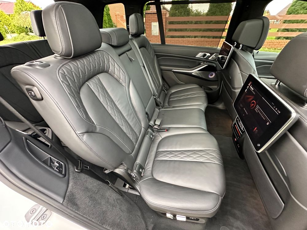 BMW-ALPINA XB7 Biturbo - 13