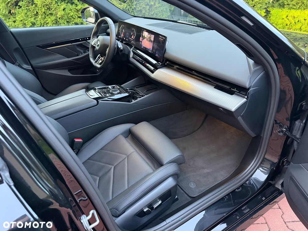 BMW Seria 5 530e M Sport sport - 15