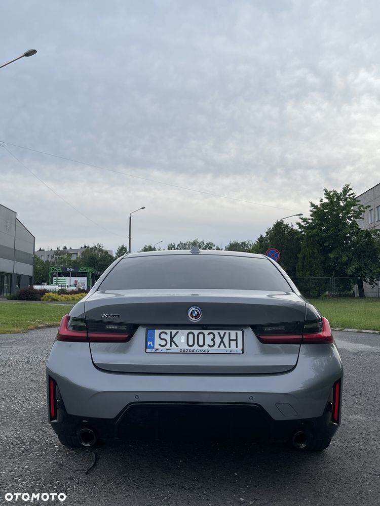 BMW Seria 3 320d xDrive - 10