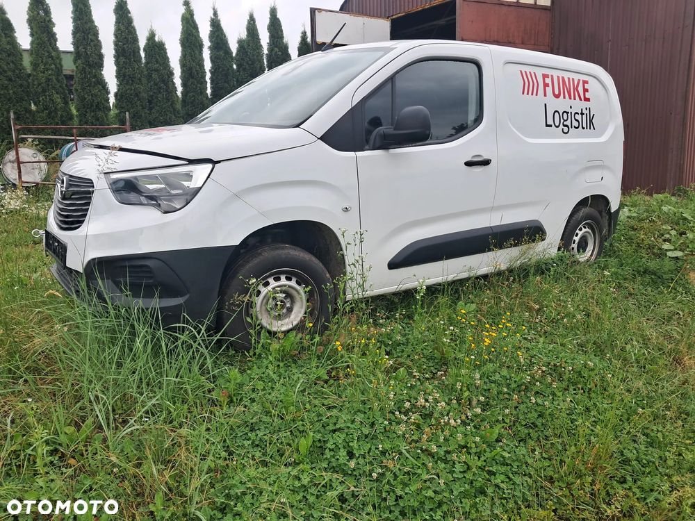 Opel COMBO - 3