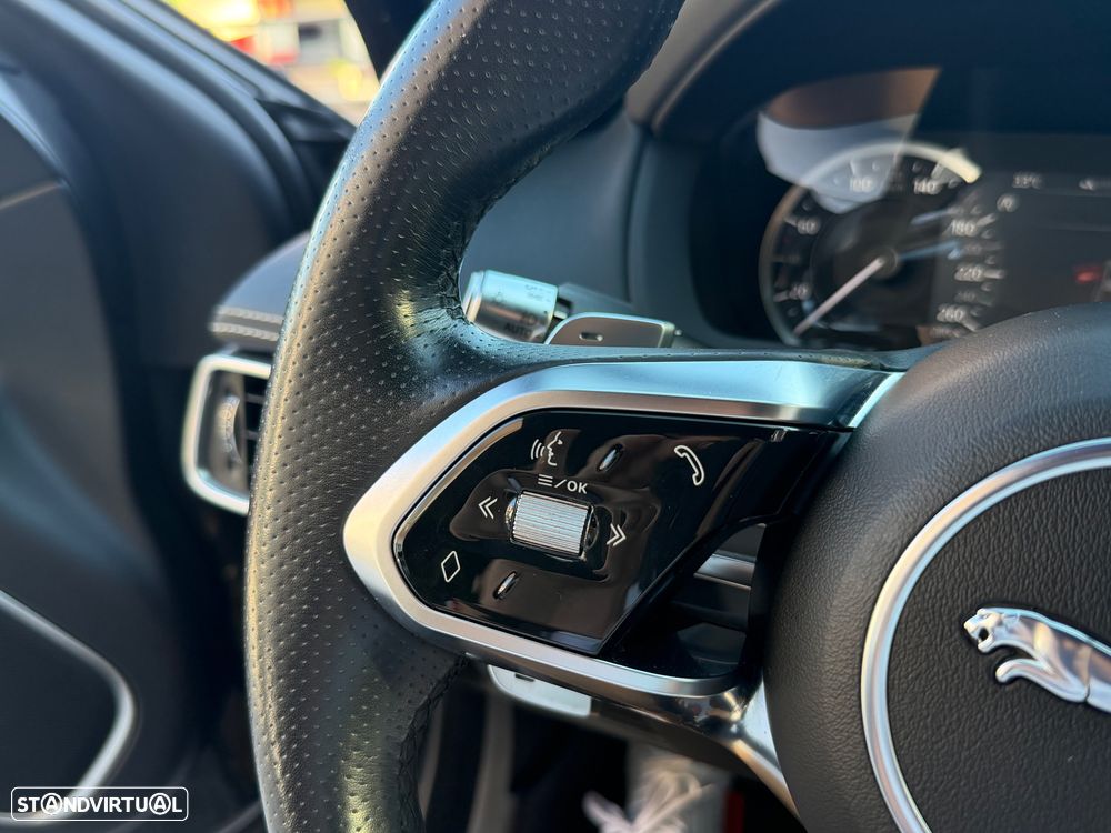 Jaguar XE D180 Aut. R-Dynamic S - 11