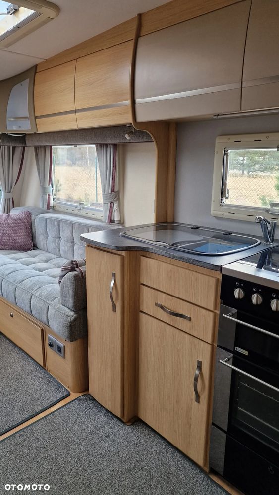 Coachman Pastiche - 22