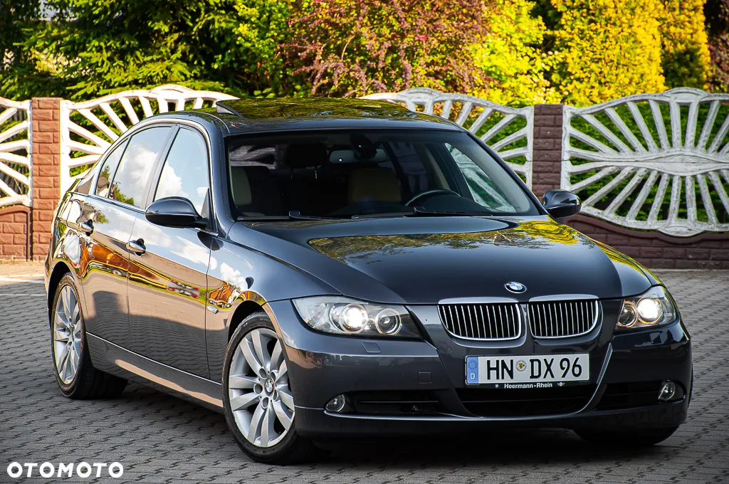 BMW Seria 3 325i - 14
