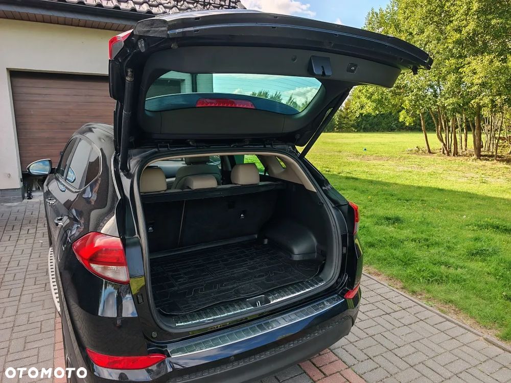 Hyundai Tucson 1.7 CRDI BlueDrive Premium 2WD DCT - 9