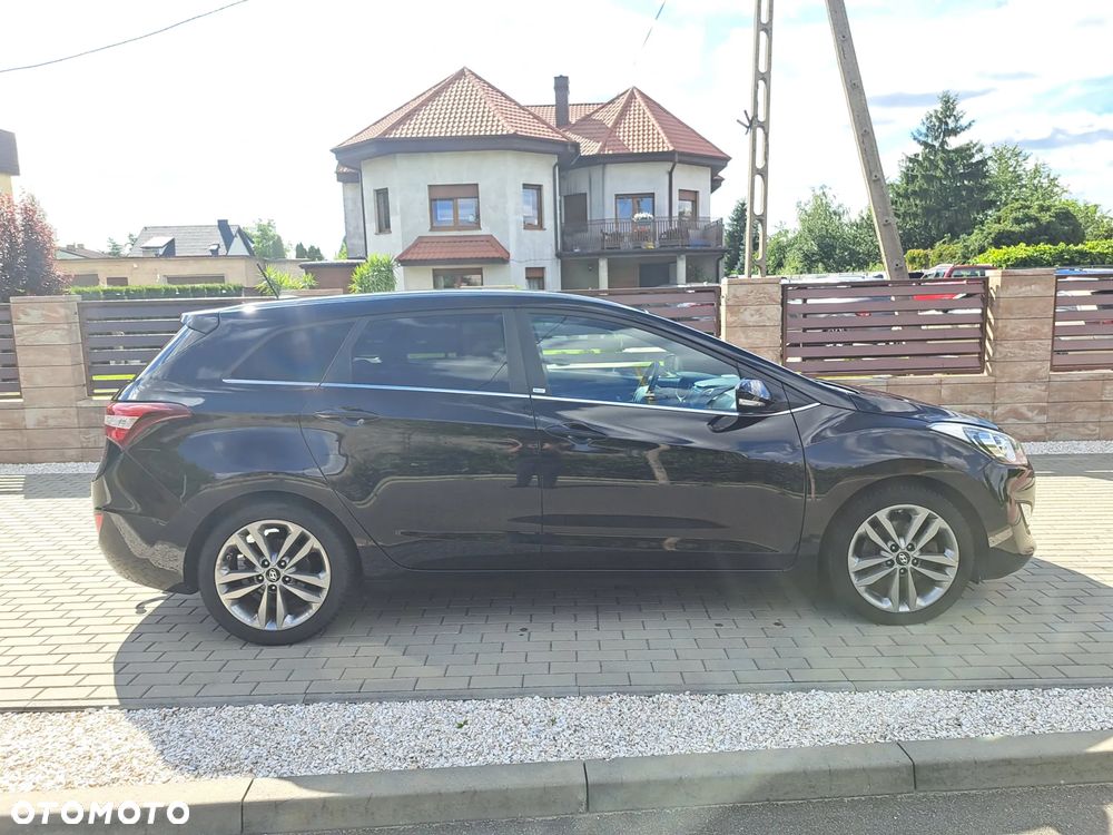 Hyundai i30 blue Kombi 1.6 CRDi DCT Passion - 5