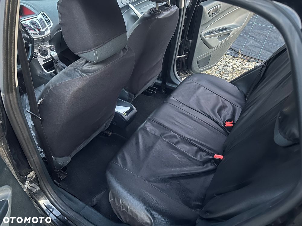 Ford Fiesta 1.6 Ti-VCT Ghia - 34