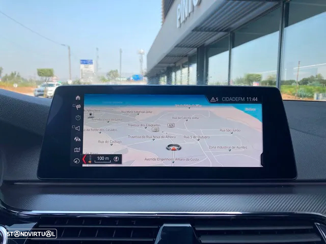 BMW M550d xDrive Auto - 31