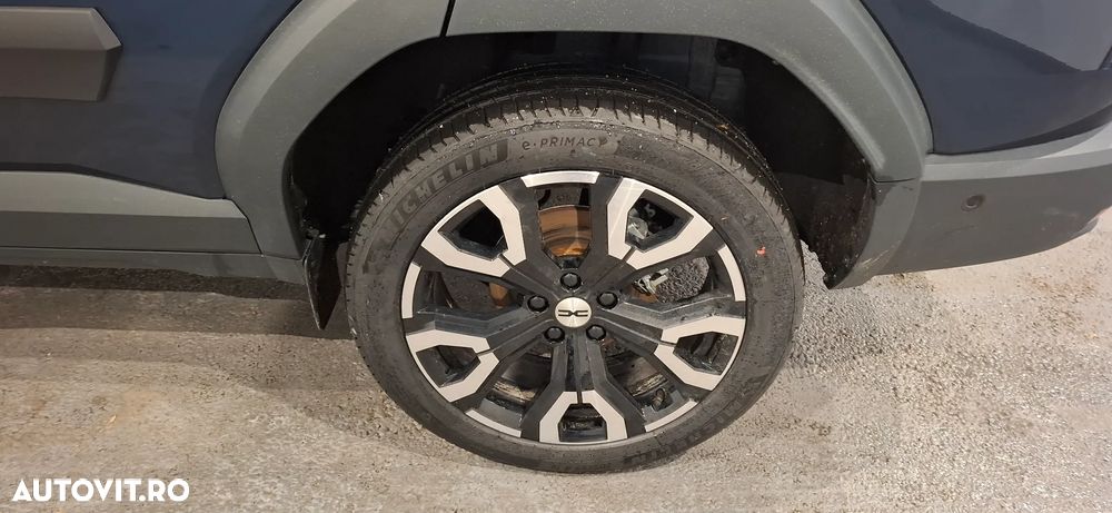 Dacia Bigster HEV 155 Extreme - 12