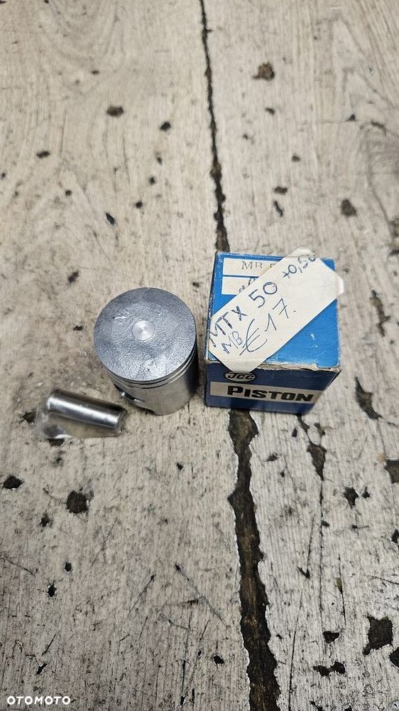 Nowy Tłok Honda MTX 50 / MB 50 Rozmiar +0,50 mm (Nadwymiar) - 2