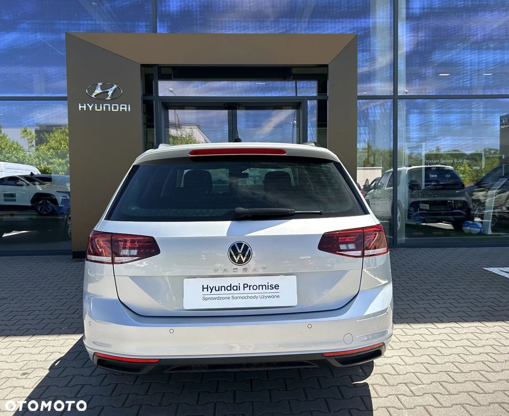 Volkswagen Passat - 7