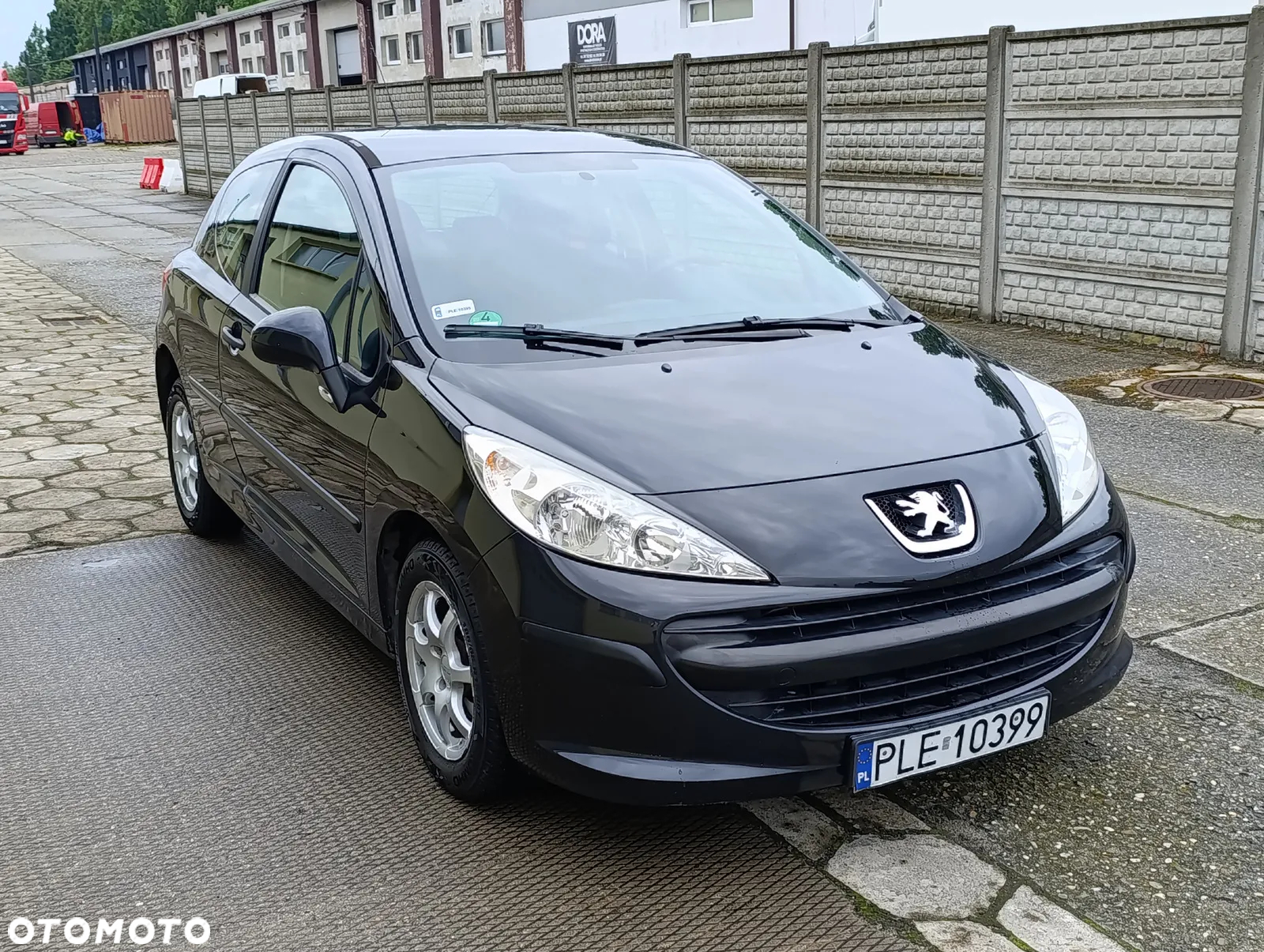 Peugeot 207 - 16