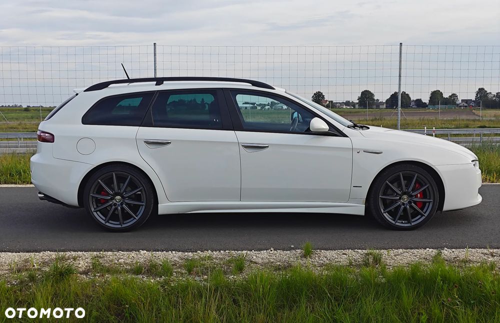 Alfa Romeo 159 2.4JTDM ti - 7