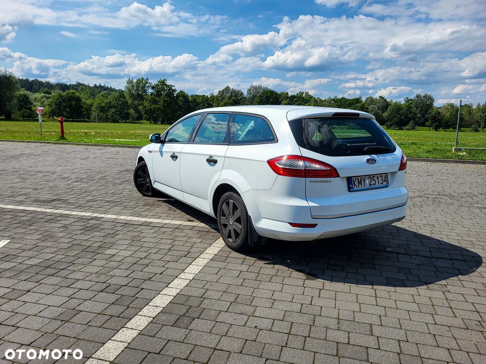 Ford Mondeo 1.8 TDCi Titanium - 9