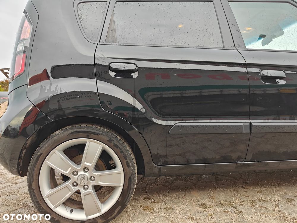 Kia Soul 1.6 L - 21