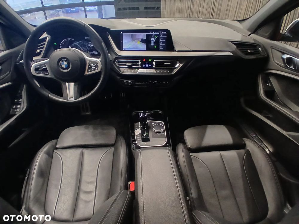 BMW Seria 1 118i M Sport - 10