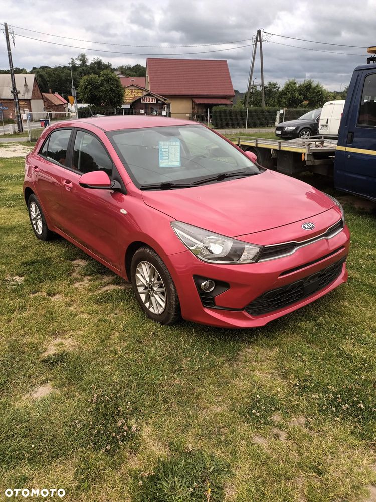 Kia Rio 1.0 T-GDI 100 Dream-Team Edition - 2