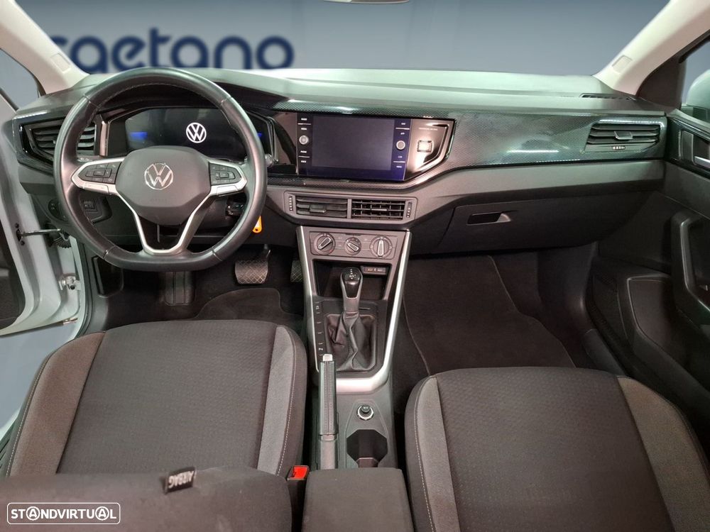 VW Polo 1.0 TSI Urban DSG - 12