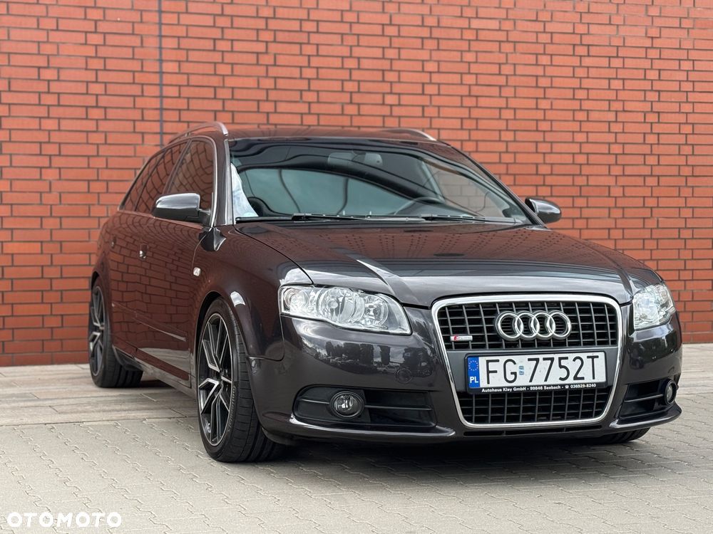 Audi A4 Avant 3.0 TDI DPF quattro - 1