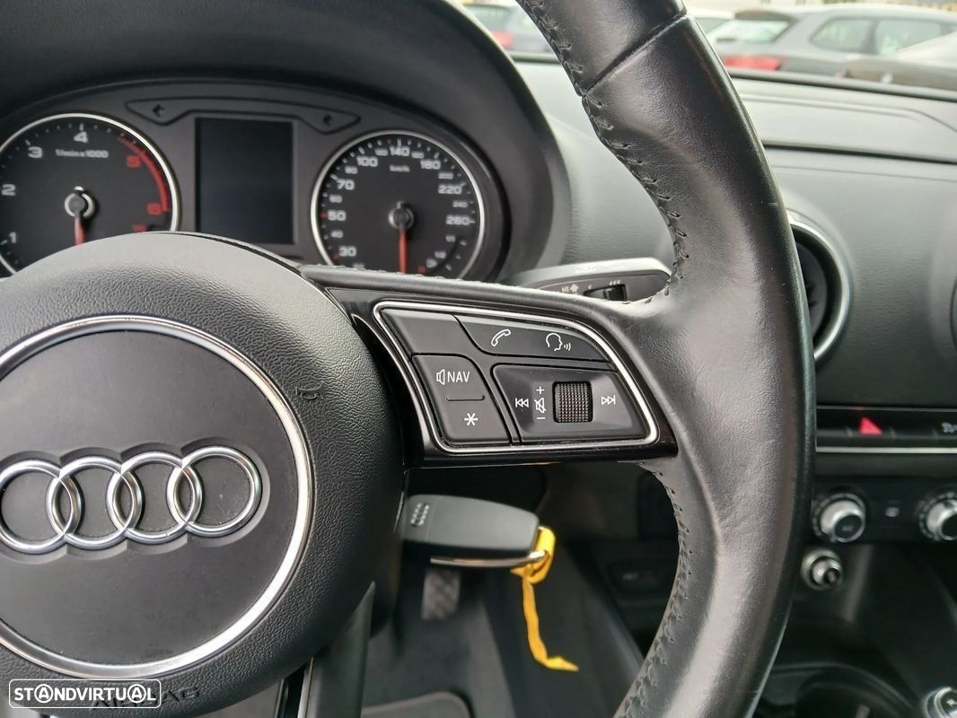 Audi A3 Limousine 30 TDI - 21