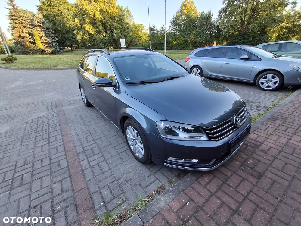 Volkswagen Passat - 3