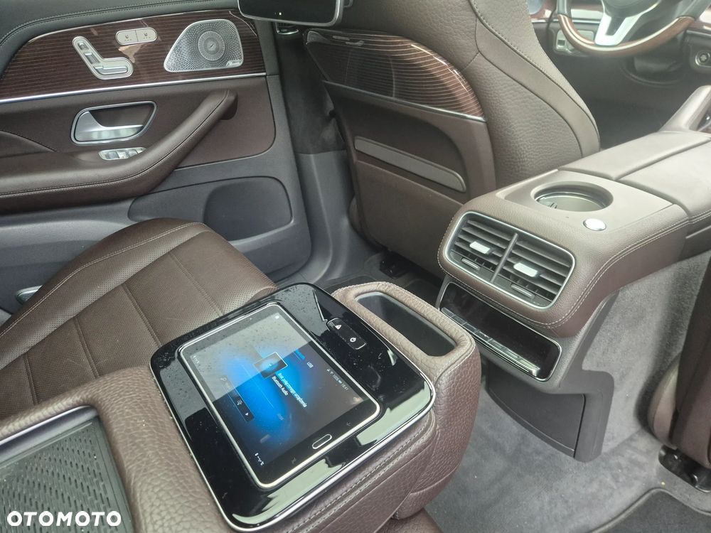 Mercedes-Benz GLS - 36
