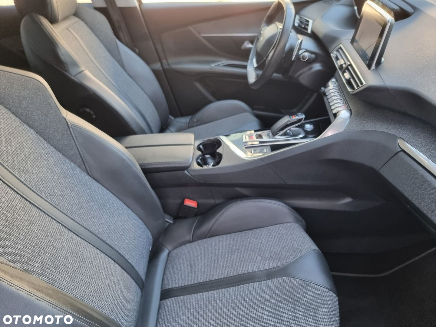 Peugeot 3008 - 16