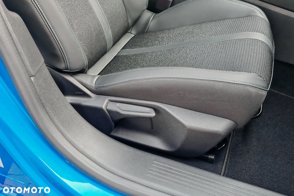 Peugeot 308 1.2 PureTech Allure S&S EAT8 - 22