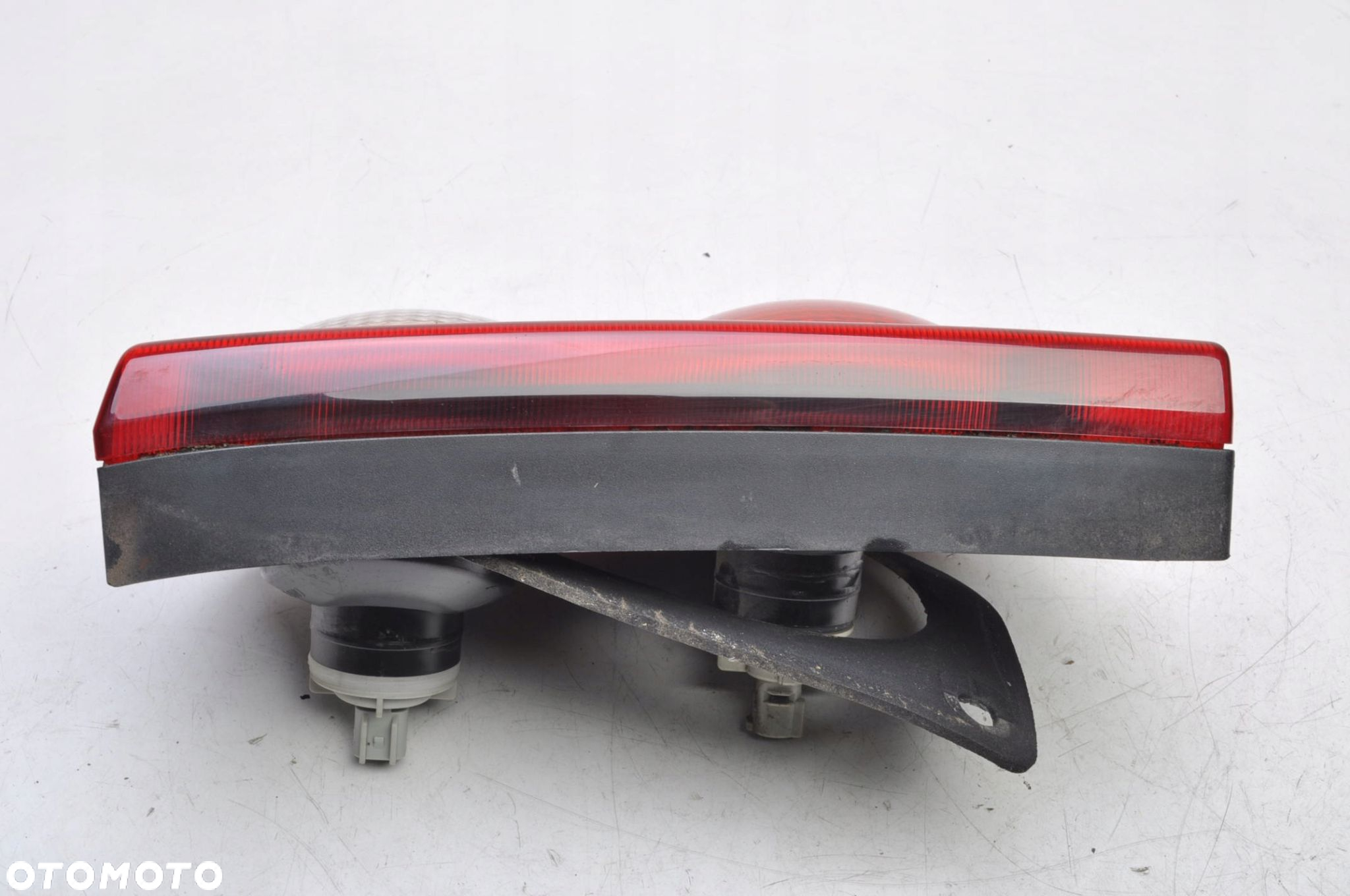 LAND ROVER FREELANDER L314 LAMPA PRAWA TYLNA PRAWY TYŁ - 6