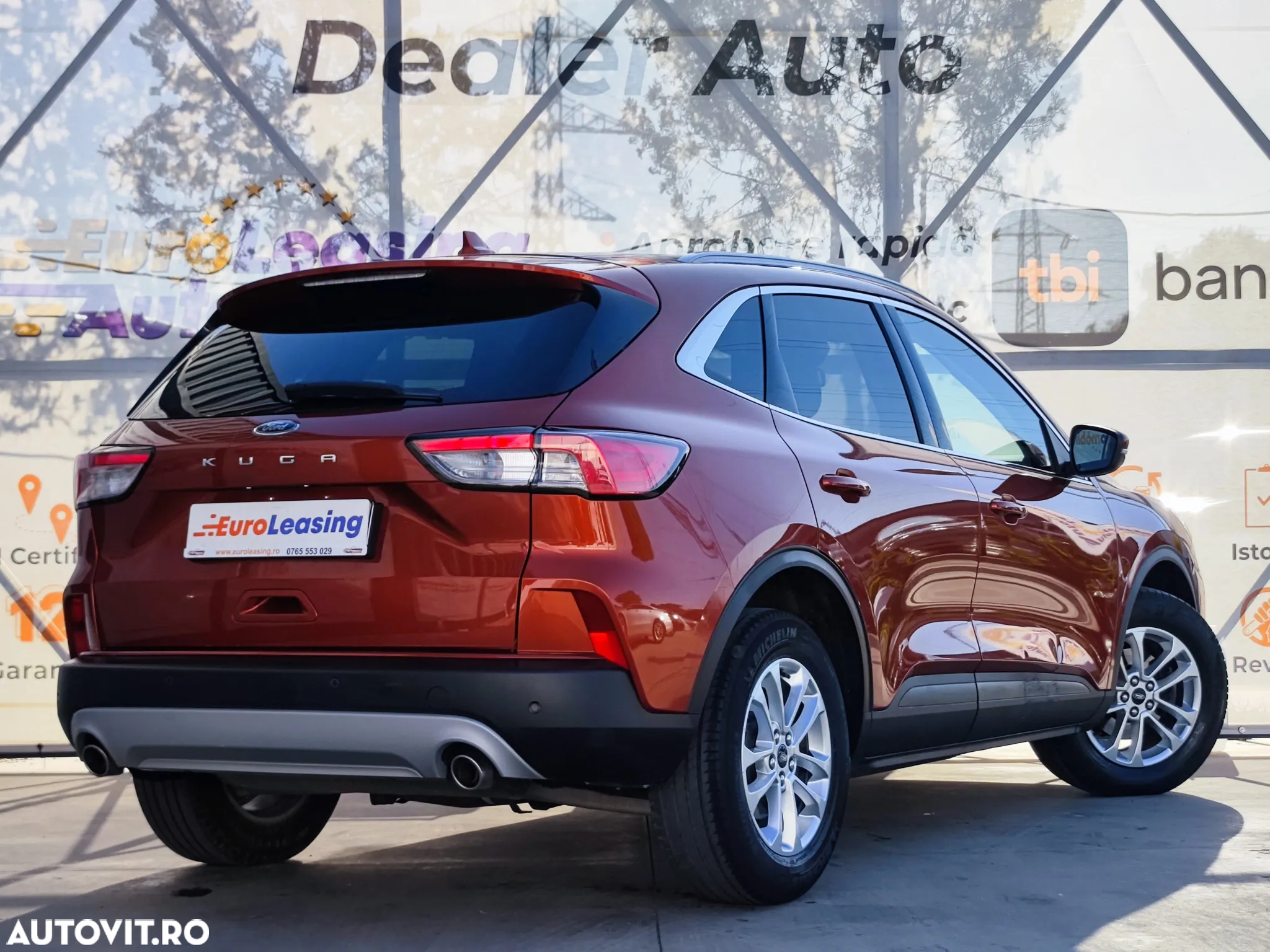 Ford Kuga 1.5 EcoBoost FWD Titanium - 8